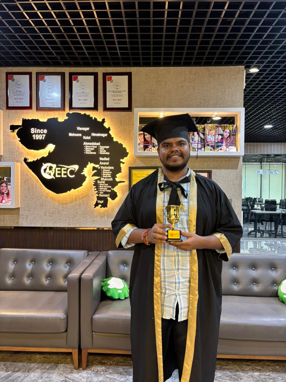 Vatsal Gandhi scored IELTS Band 7.5 at EEC Ahmedabad