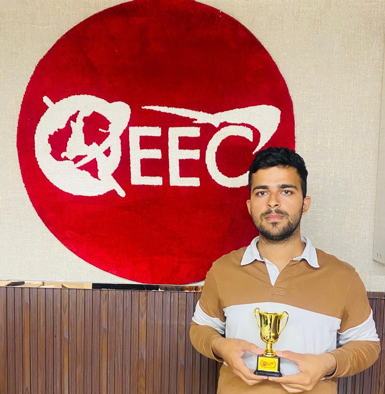 Pratik Patel scored PTE 78 at EEC Surat
